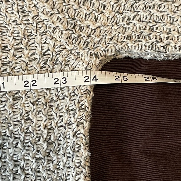 Roots || Salt and Pepper Knit Sweater - Picture 6 of 8